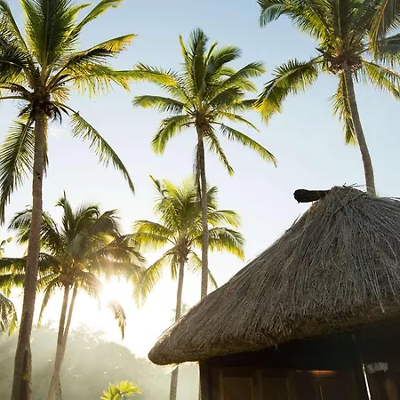 Outrigger Fiji Beach Resort-2